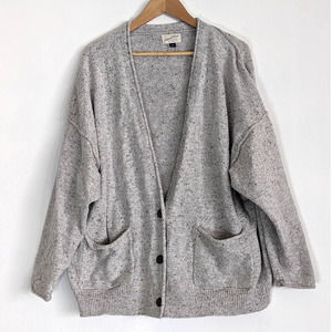 Universal Threads Cardigan Three button 1X Oatmeal/Gray with pockets
